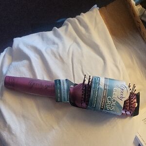 Goody Gelous Grip Ionic Brush in Purple